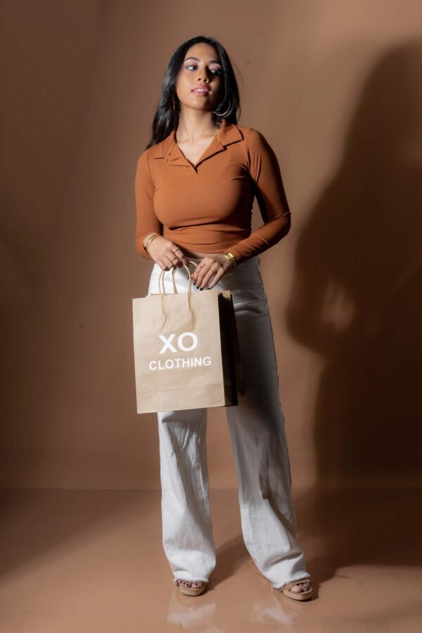DOWNTOWN LONG- SLEEVE COLLARED CROP TEE - MOCHA BROWN - Image 4