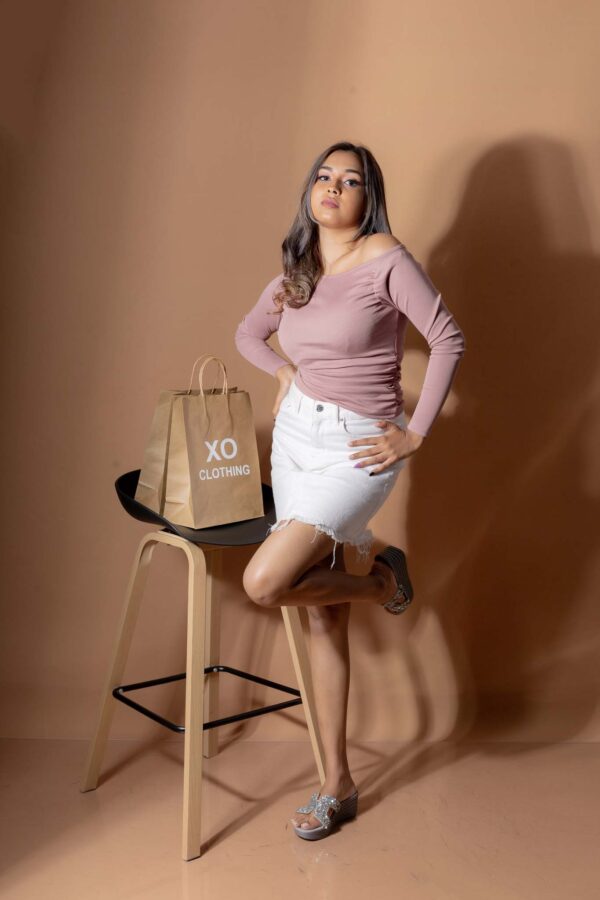DOWNTOWN LONG- SLEEVE ASYMMETRICAL NECKLINE PLEATED T-SHIRT - DUSTY ROSE PINK - Image 6