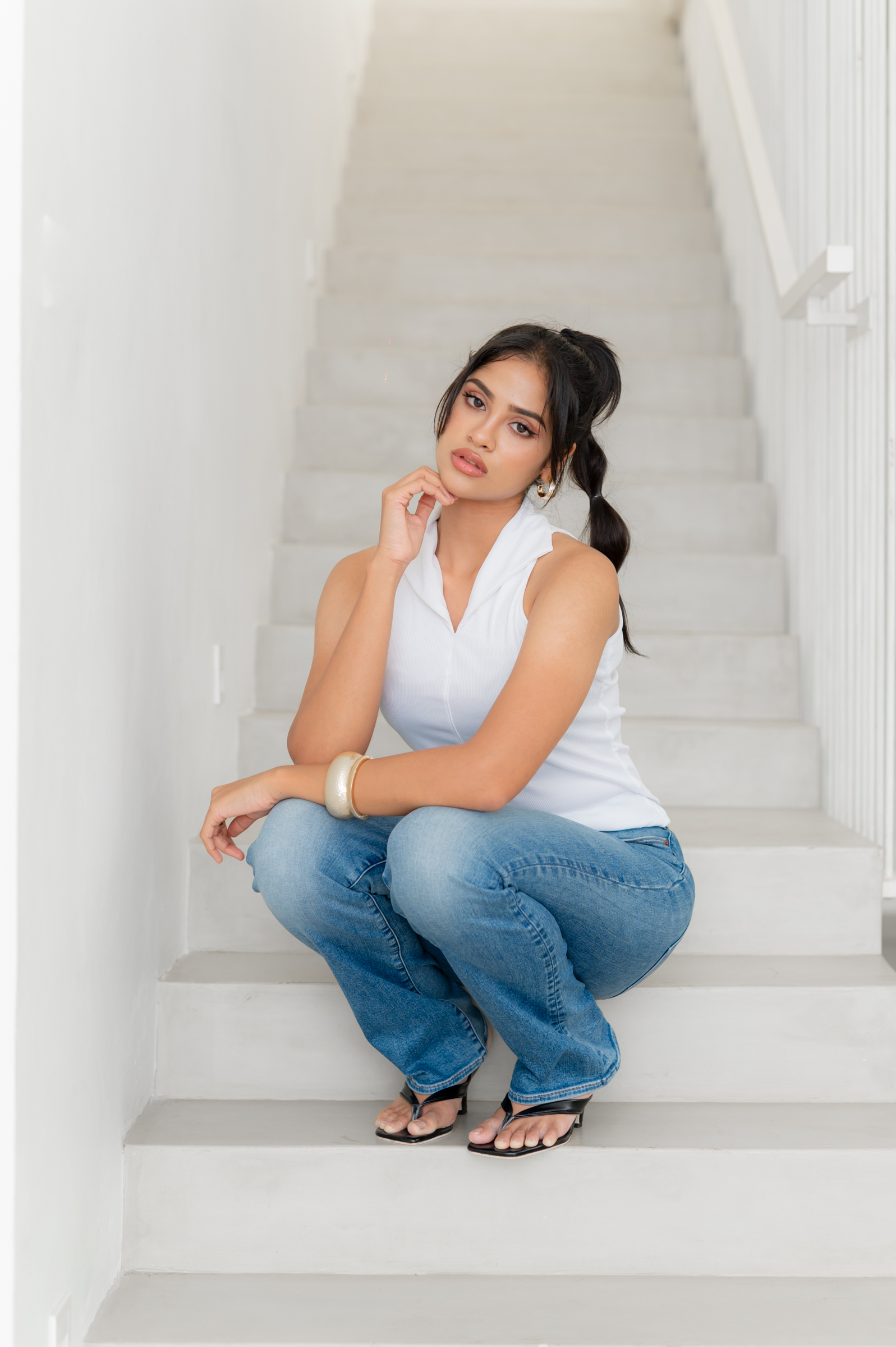 LIORA COLLARED TOP - WHITE