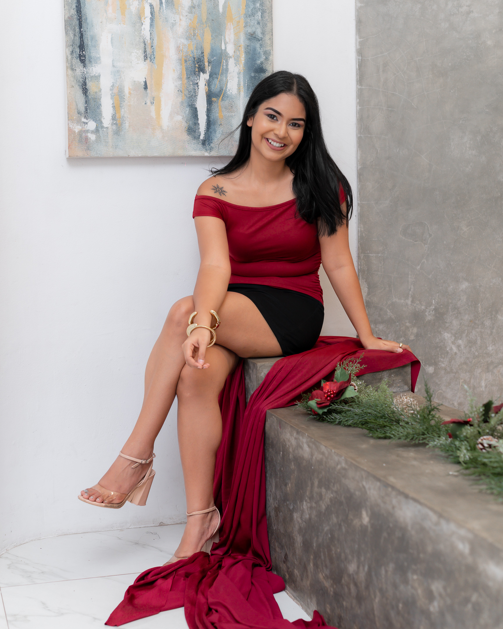 TWO- WAY TREND OFF SHOULDER TOP