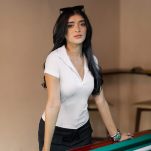 NOÉLINE V NECK POLO TEE - WHITE